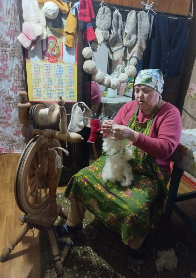 Тепло для героя. Тепло для героя.